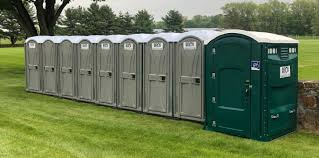 Best VIP or Luxury Restroom Trailers  in Harker Heights, TX
